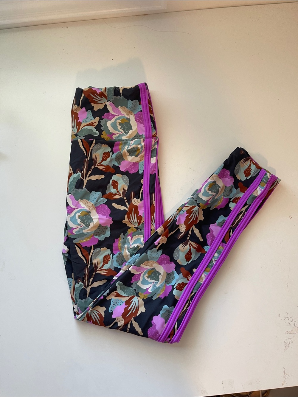 SSYS Floral Print Leggings with Orchid Side Trim